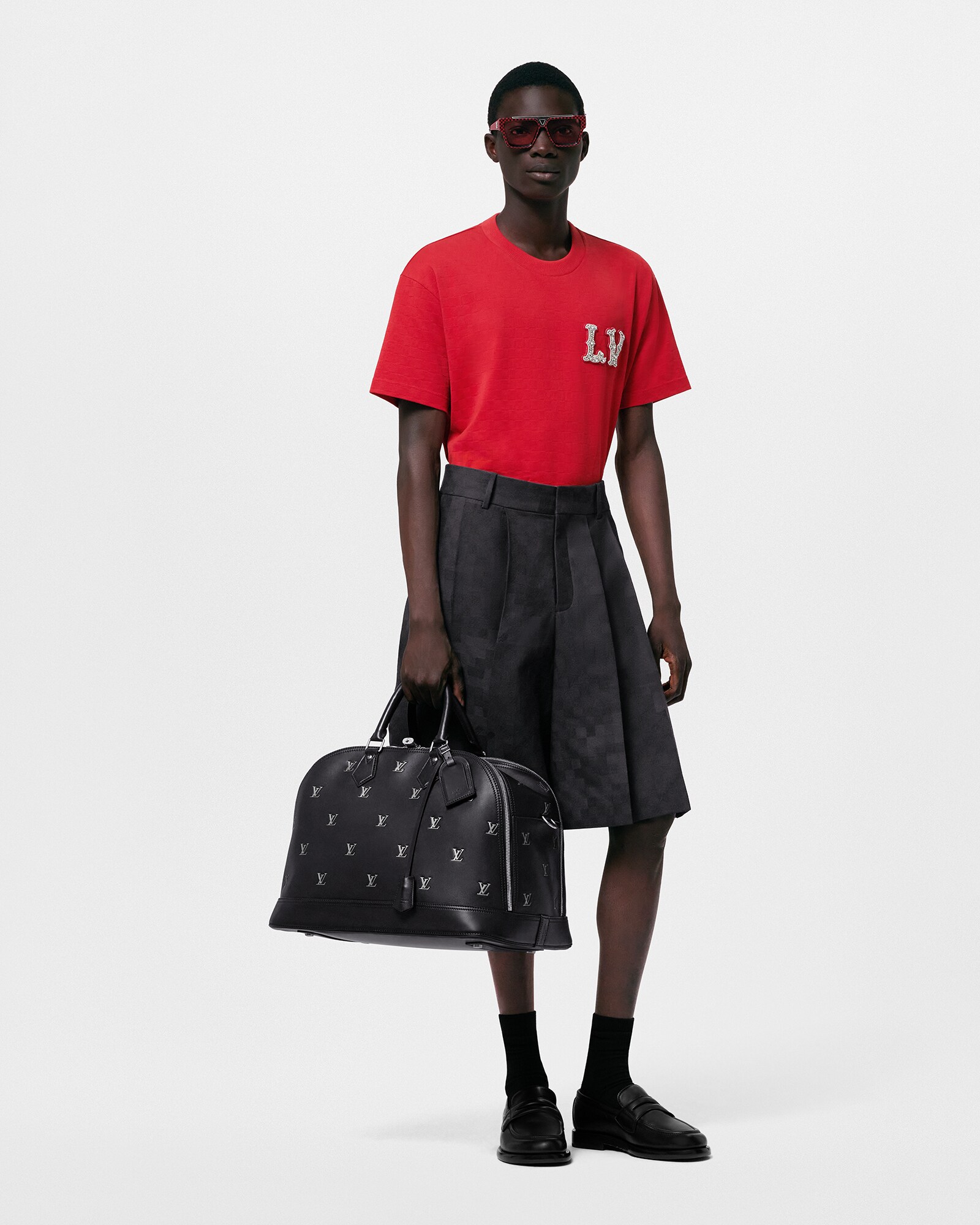 Cotton Pique T-Shirt With Embroidered LV Patch - Ready to Wear | LOUIS  VUITTON